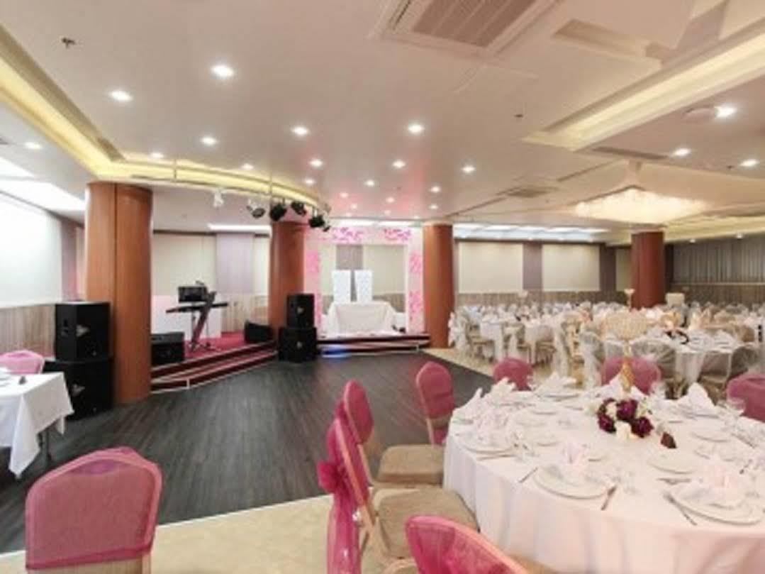Forum Suite Otel Mersin  Exteriér fotografie