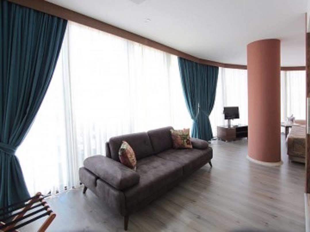 Forum Suite Otel Mersin  Exteriér fotografie