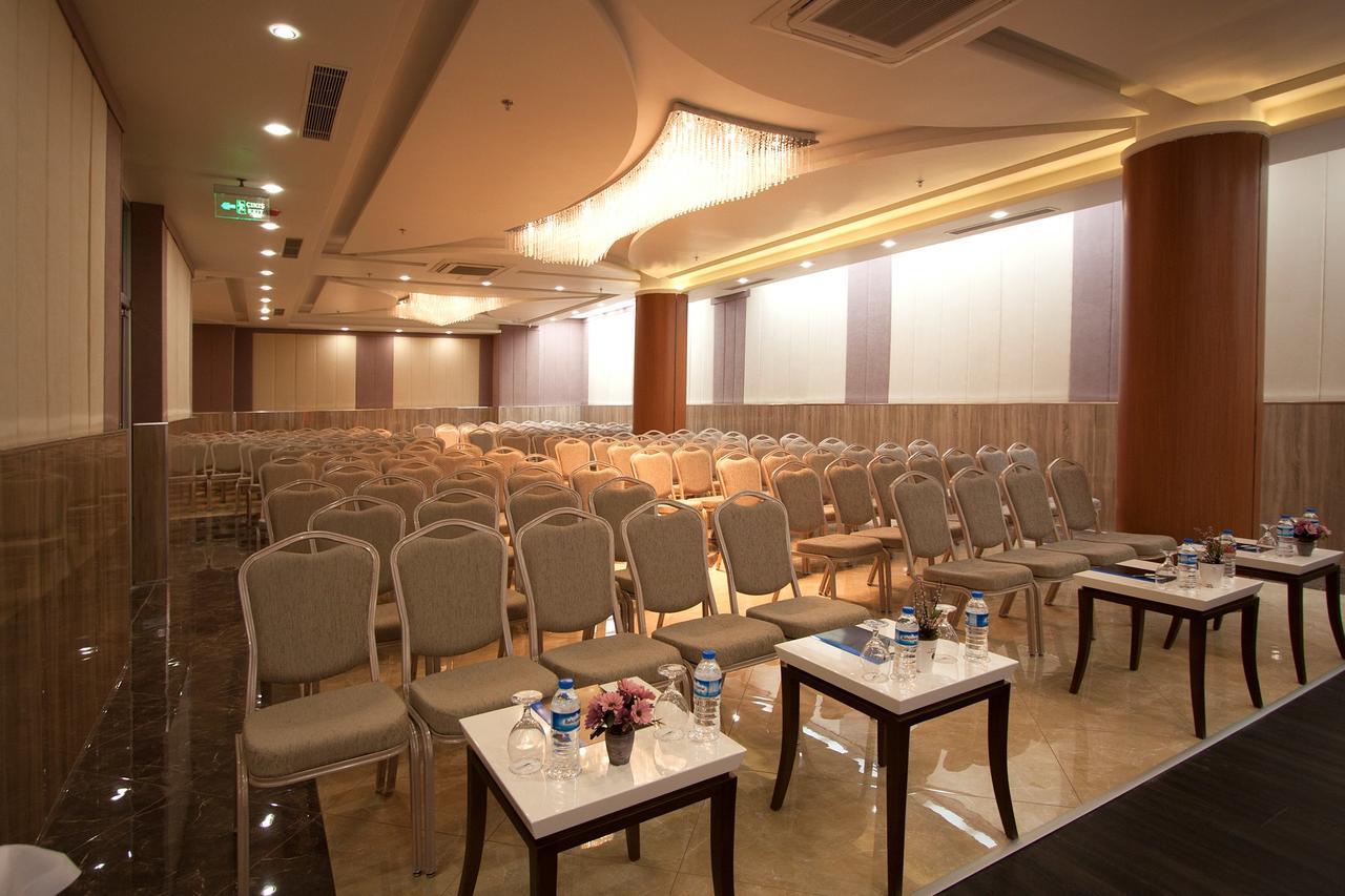 Forum Suite Otel Mersin  Exteriér fotografie