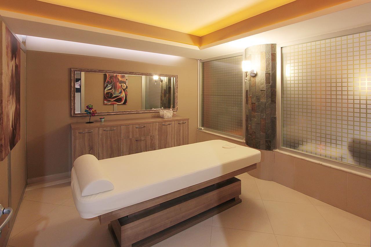 Forum Suite Otel Mersin  Exteriér fotografie
