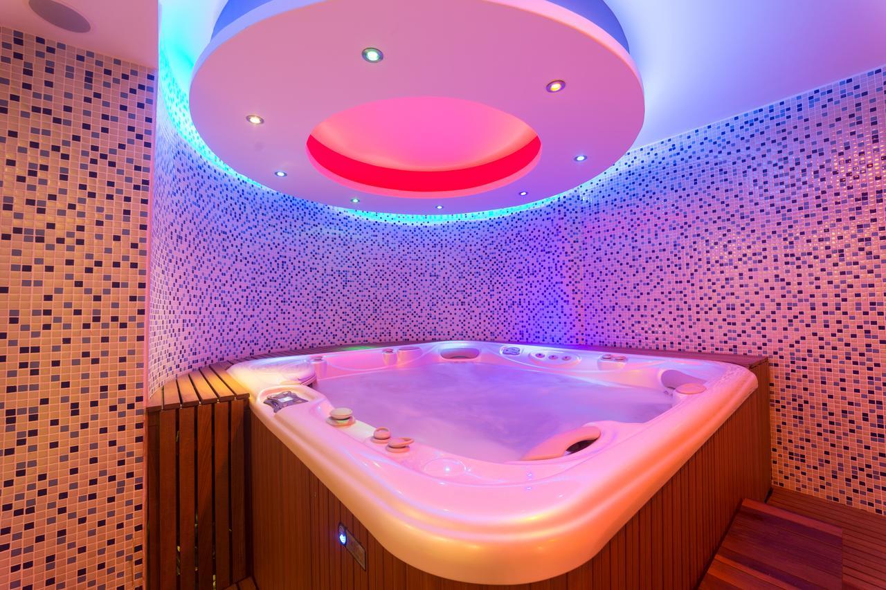 Forum Suite Otel Mersin  Exteriér fotografie